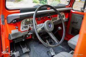 Immagine 5/47 di Toyota Land Cruiser FJ 45 (1980)