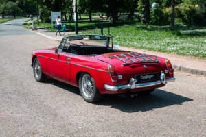 Bild 2/81 von MG MGC (1968)