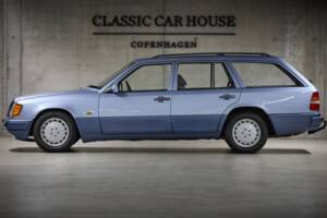 Image 5/100 of Mercedes-Benz 230 TE (1990)