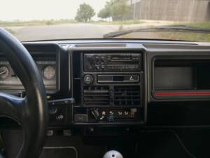 Image 19/26 of Citroën AX Sport (1987)