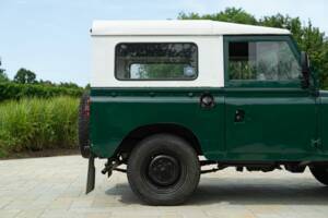 Obraz 22/50 pojazdu Land Rover 88 Lightweight (1977)