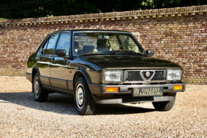 Immagine 45/50 di Alfa Romeo Alfetta 2.0 (1984)