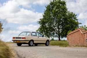 Image 24/48 of BMW 320/6 (1980)