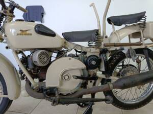 Image 15/36 of Moto Guzzi DUMMY (1976)