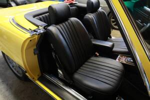 Image 34/50 of Mercedes-Benz 500 SL (1983)