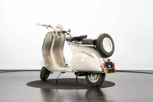 Bild 2/50 von Piaggio Vespa 150 "Struzzo" VL (1955)