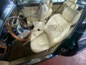 Bild 7/50 von Daimler Double Six (1992)