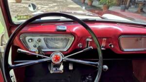 Image 32/63 of Ford Anglia (1965)