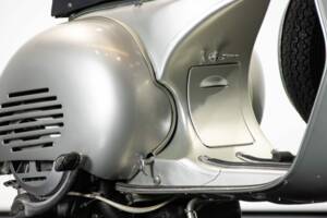 Bild 29/50 von Piaggio Vespa 150 GS (1958)