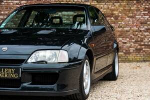 Image 17/50 de Lotus Carlton (1992)