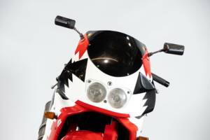 Image 9/44 of Honda CBR 900RR Fireblade (1999)