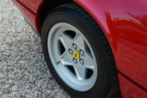 Image 18/50 of Ferrari 328 GTS (1986)