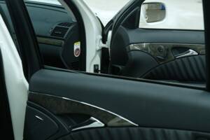 Bild 31/50 von Mercedes-Benz E 500 (2007)