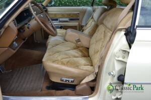 Immagine 20/50 di Buick Electra 225 Hardtop (1976)