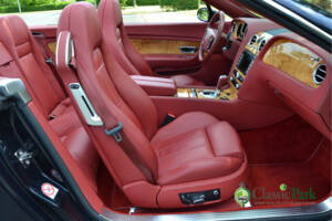 Bild 31/50 von Bentley Continental GTC (2007)