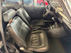 Afbeelding 14/24 van Alfa Romeo 2000 GTV (1976)