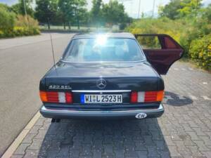 Bild 18/34 von Mercedes-Benz 420 SEL (1989)