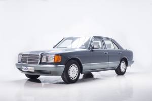 Immagine 3/29 di Mercedes-Benz 420 SE (1989)