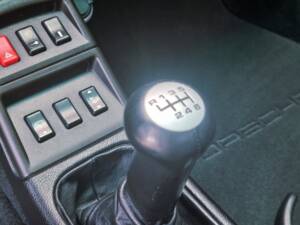 Image 2/45 of Porsche 911 Carrera 4 (1995)