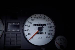 Image 4/99 of Audi RS2 Avant (1994)