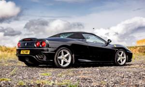 Imagen 3/26 de Ferrari 360 Spider (2001)