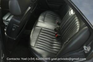 Image 26/41 of Mercedes-Benz 190 E 2.6 (1987)