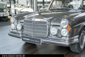 Bild 9/15 von Mercedes-Benz 280 SE 3,5 (1970)