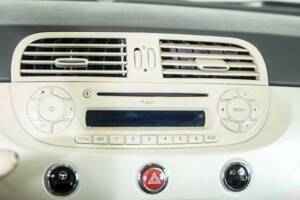 Bild 22/42 von FIAT 500 (2009)