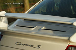 Image 16/26 of Porsche 911 Carrera S (2005)