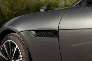 Image 37/45 of Jaguar F-Type (2016)
