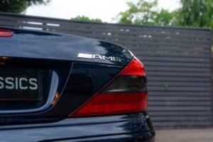 Image 4/56 de Mercedes-Benz SL 65 AMG (2004)