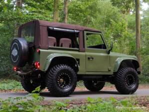 Afbeelding 1/33 van Land Rover Defender 90 (1993)