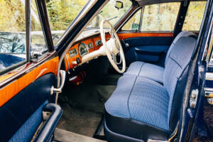 Immagine 174/199 di BMW 502 - 3,2 Litre (1961)