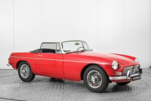 Afbeelding 5/50 van MG MGB (1966)
