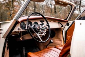 Immagine 16/50 di Porsche 356 C 1600 (1964)