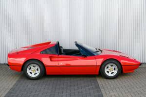 Bild 22/45 von Ferrari 308 GTSi (US) (1980)