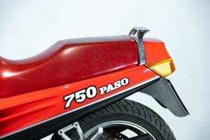 Image 27/50 de Ducati 750 Paso (1987)