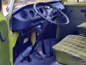 Afbeelding 26/72 van Volkswagen T2b Westfalia (1979)