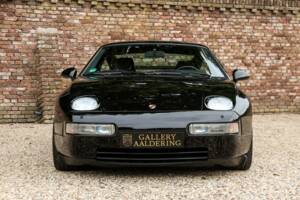 Afbeelding 19/50 van Porsche 928 GTS (1994)