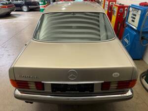 Bild 17/19 von Mercedes-Benz 500 SE (1987)