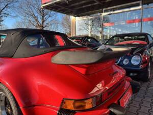 Image 6/20 de Porsche 911 Carrera 3.2 (1985)