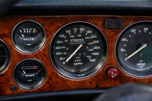 Image 26/38 of Triumph Stag (1977)