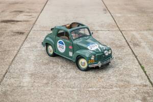 Image 1/36 of FIAT 500 C Topolino (1950)