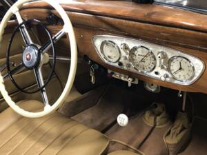 Image 31/38 of Mercedes-Benz 320 Cabriolet A (1938)