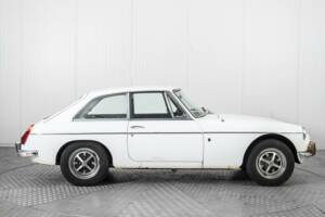 Afbeelding 9/50 van MG MGB GT (1972)