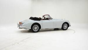 Image 2/15 of Jaguar XK 150 3.8 SE DHC (1961)