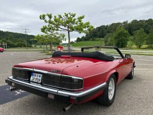 Image 5/40 of Jaguar XJS 5.3 V12 (1991)