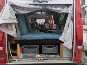 Immagine 15/29 di Mercedes-Benz T1 310 (1993)