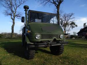 Bild 2/6 von Mercedes-Benz Unimog U52 (1983)
