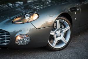 Bild 18/45 von Aston Martin DB 7 Zagato (2004)